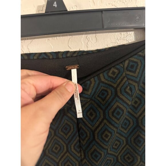 Free People Green Geometric Pants - Picture 8 of 12